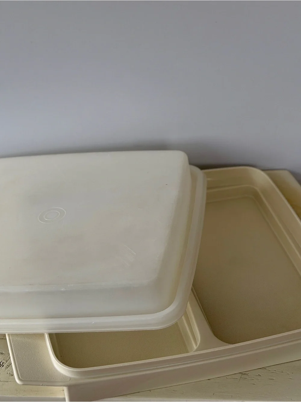 Vintage Tupperware #723-3 Deviled Egg/Serving Tray with Lid